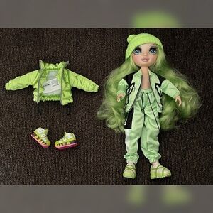 Rainbow High Jade Hunter Fashion Doll